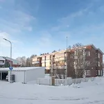 Kaupunkikolmio Saunalla Ja Parvekkeella