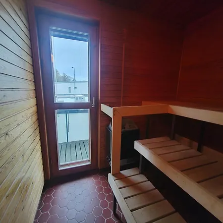 Apartment Kaupunkikolmio Saunalla Ja Parvekkeella Kokkola (Karleby)