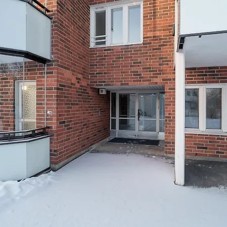 Kaupunkikolmio Saunalla Ja Parvekkeella Appartement